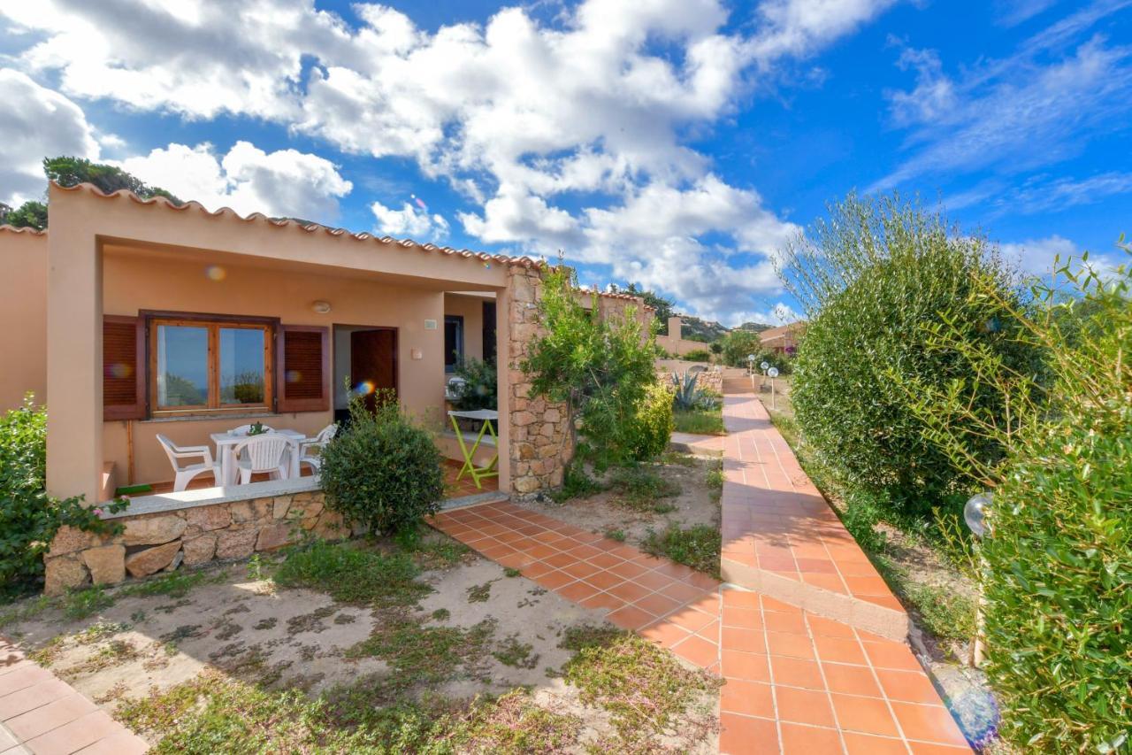 Residence Le Baiette Costa Paradiso Exteriör bild